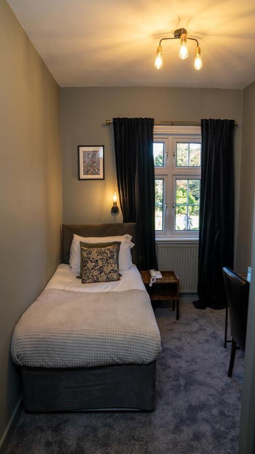 Colwall Park - Hotel, Bar & Restaurant Great Malvern Esterno foto